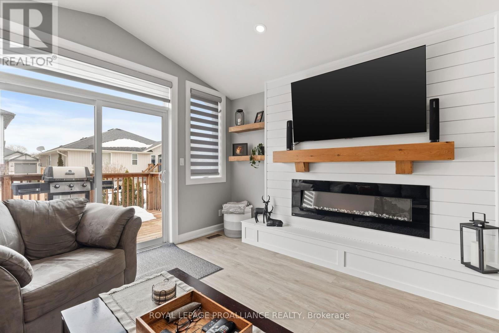 90 ALDERSGATE DRIVE Image 19