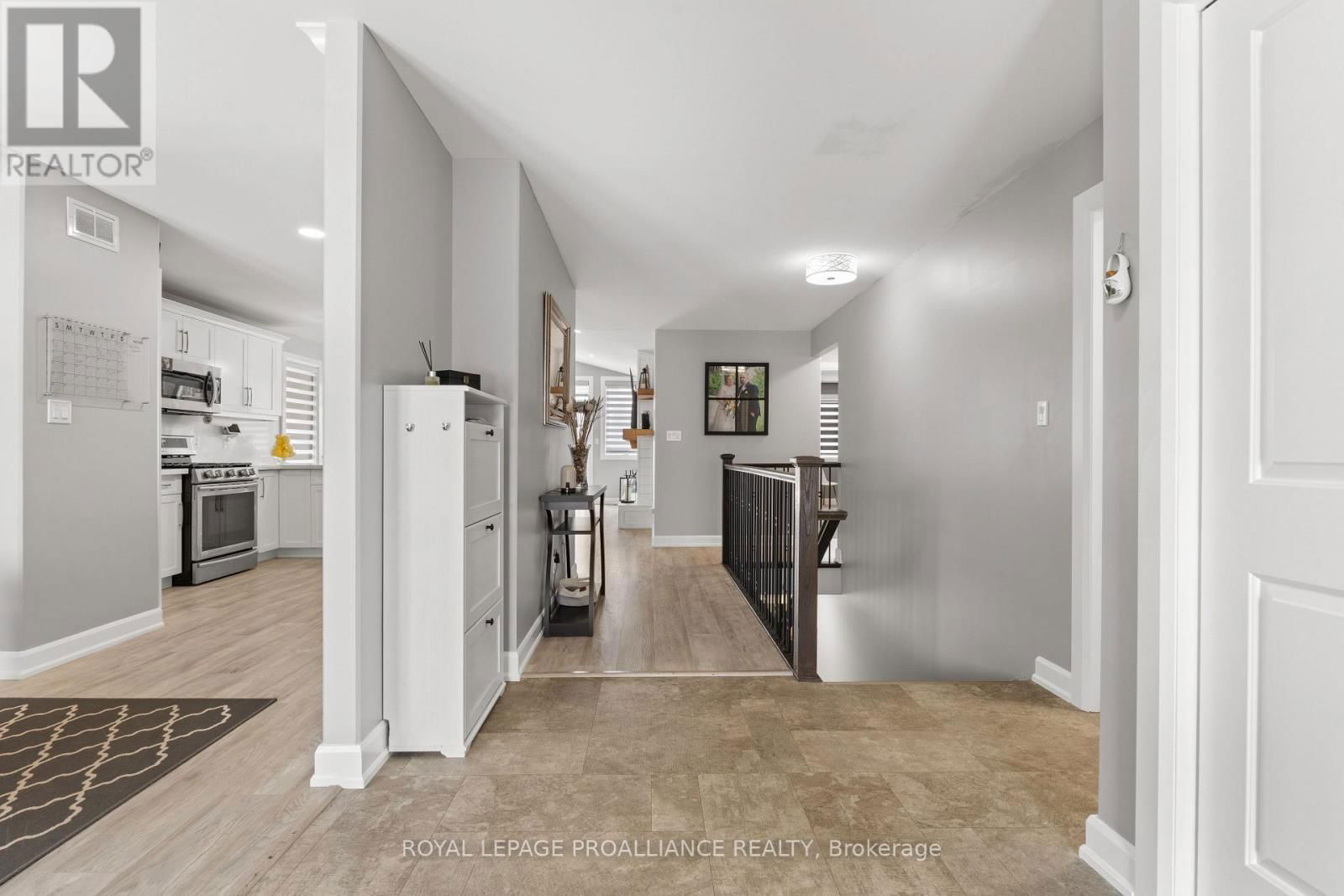 90 ALDERSGATE DRIVE Image 2