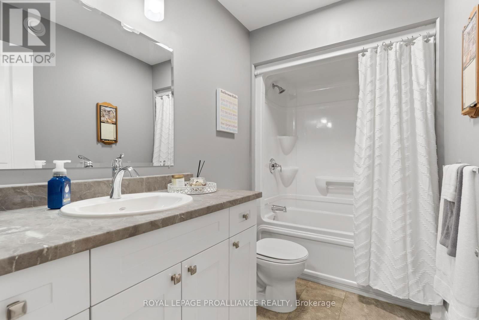 90 ALDERSGATE DRIVE Image 25