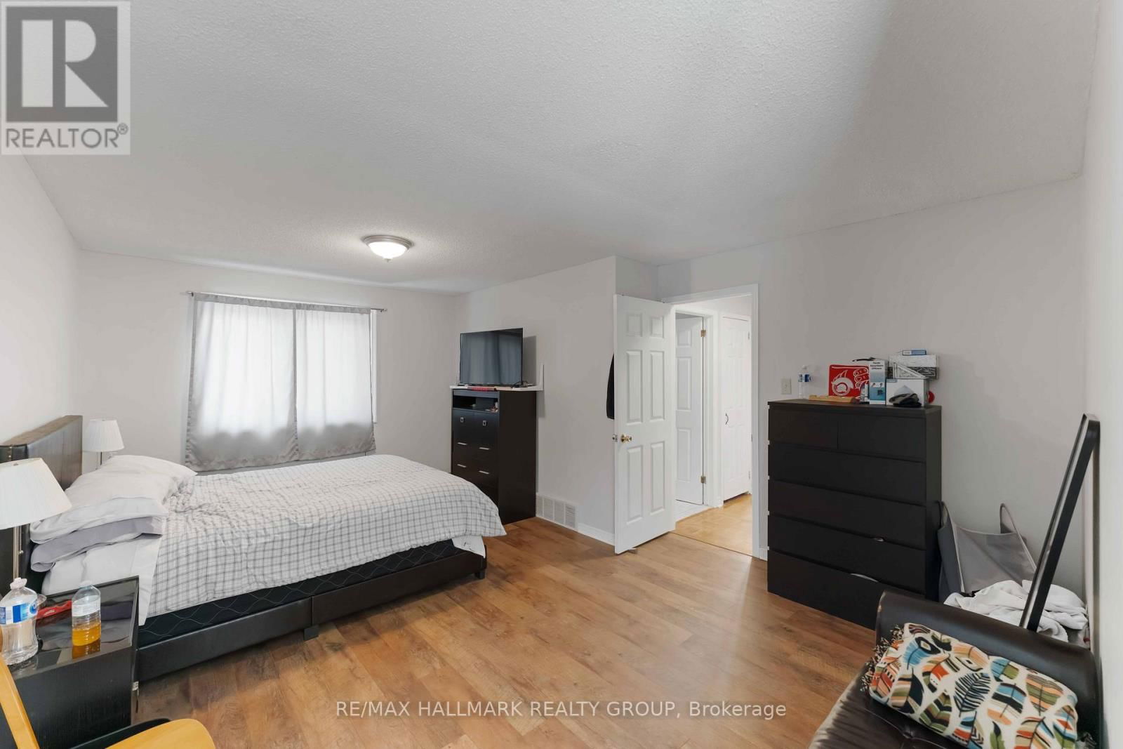 A - 3289 GREENBANK ROAD Image 19
