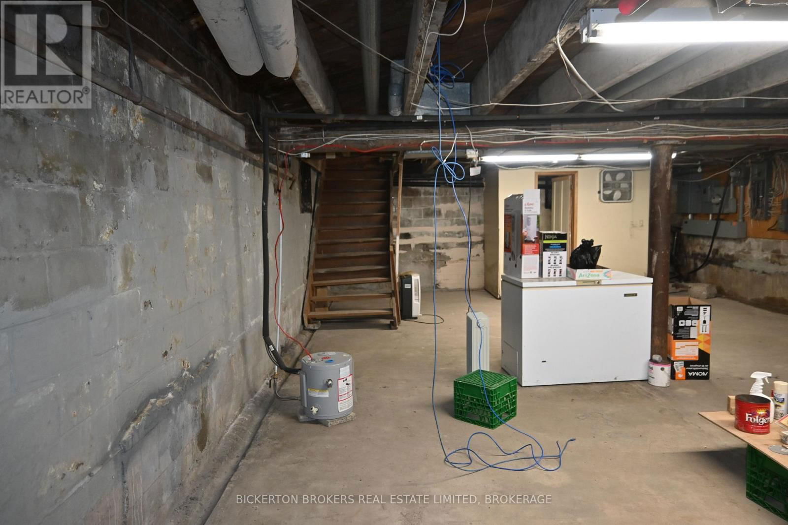 400 KING STREET WEST Image 23