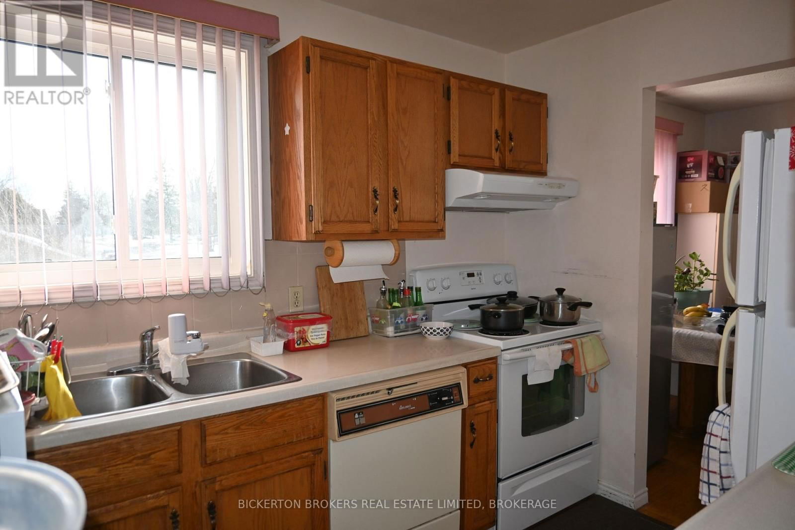 400 KING STREET WEST Image 7