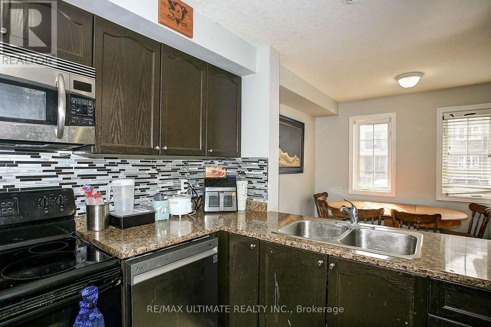 41B - 15 CARERE CRES Image 3