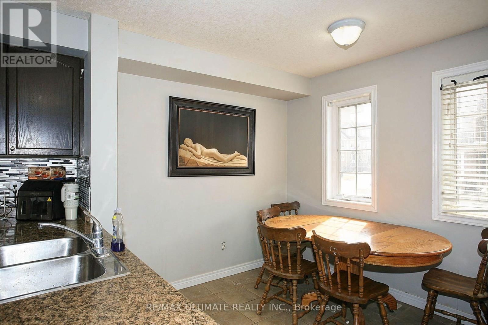 41B - 15 CARERE CRES Image 4