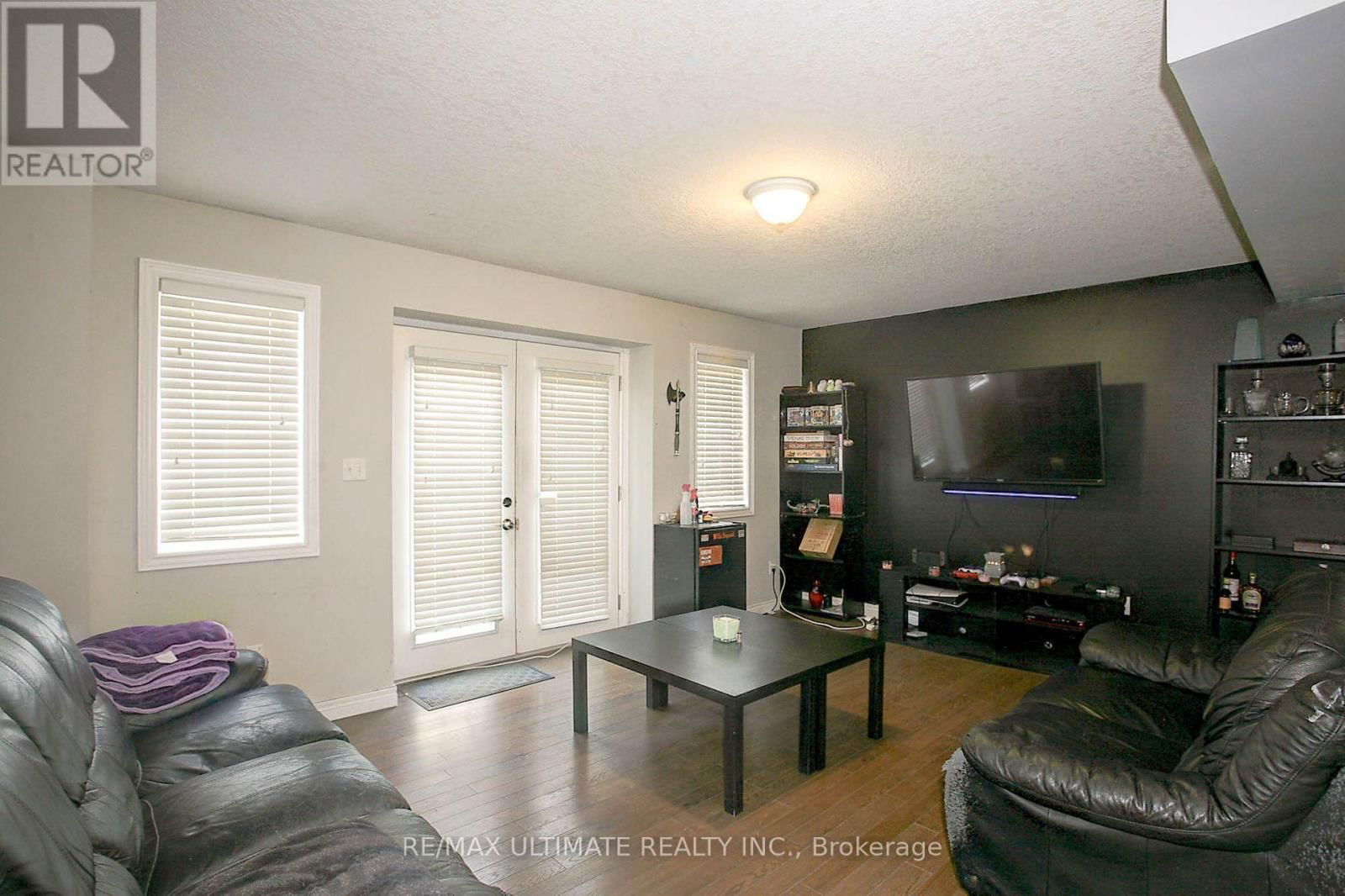 41B - 15 CARERE CRES Image 5