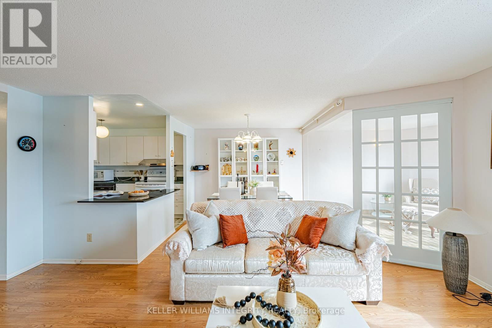 1001 - 960 TERON ROAD Image 16