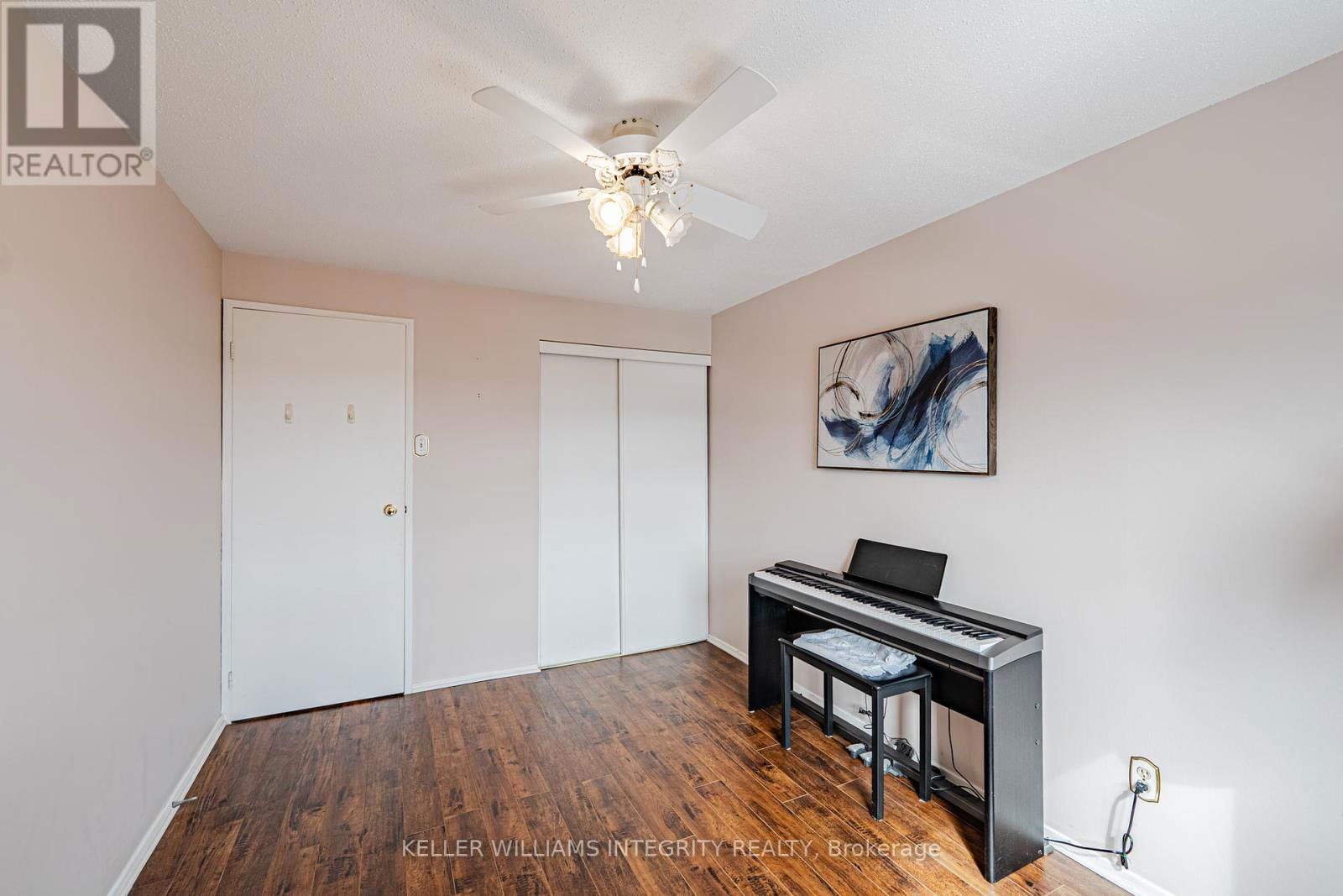 1001 - 960 TERON ROAD Image 32