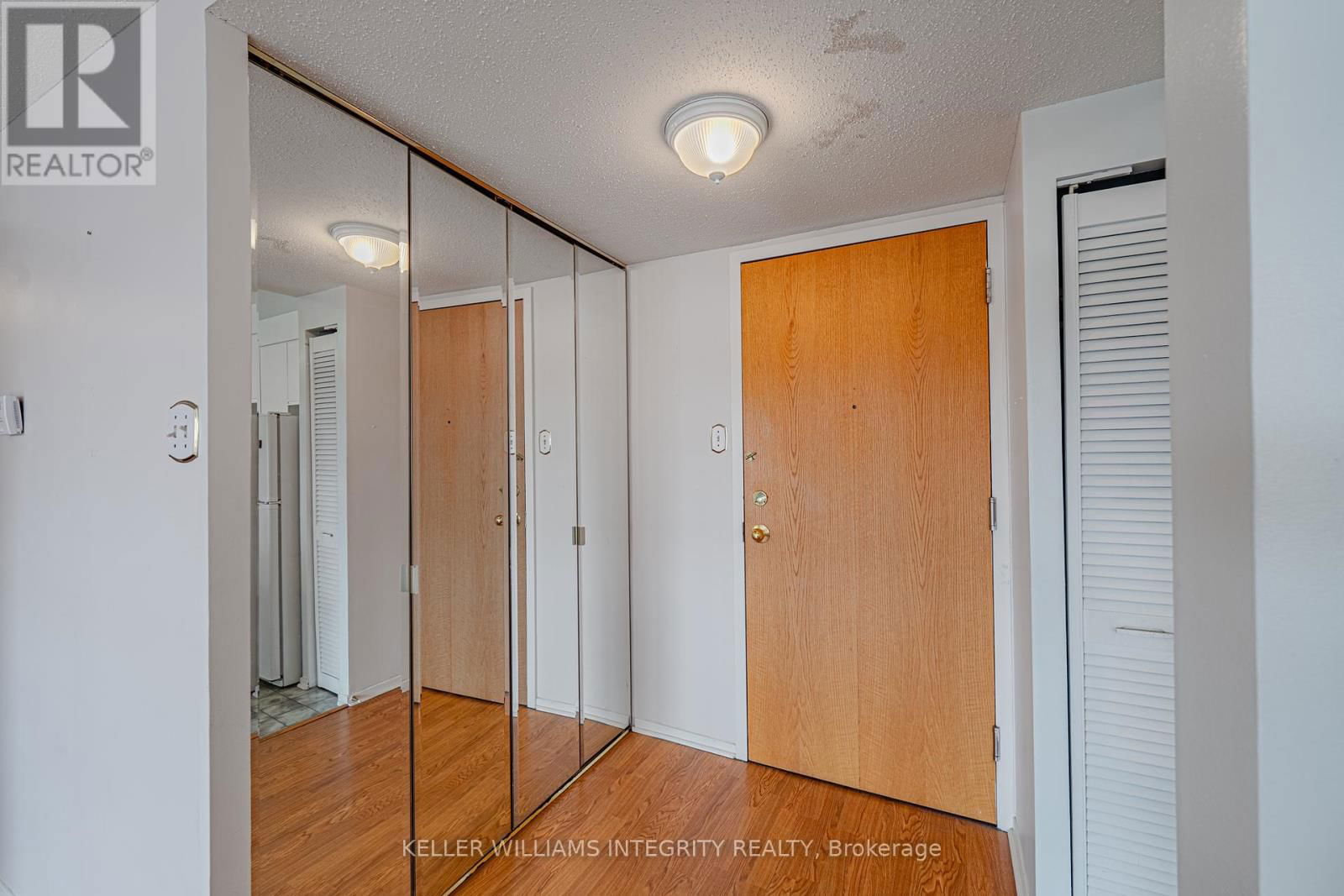 1001 - 960 TERON ROAD Image 8