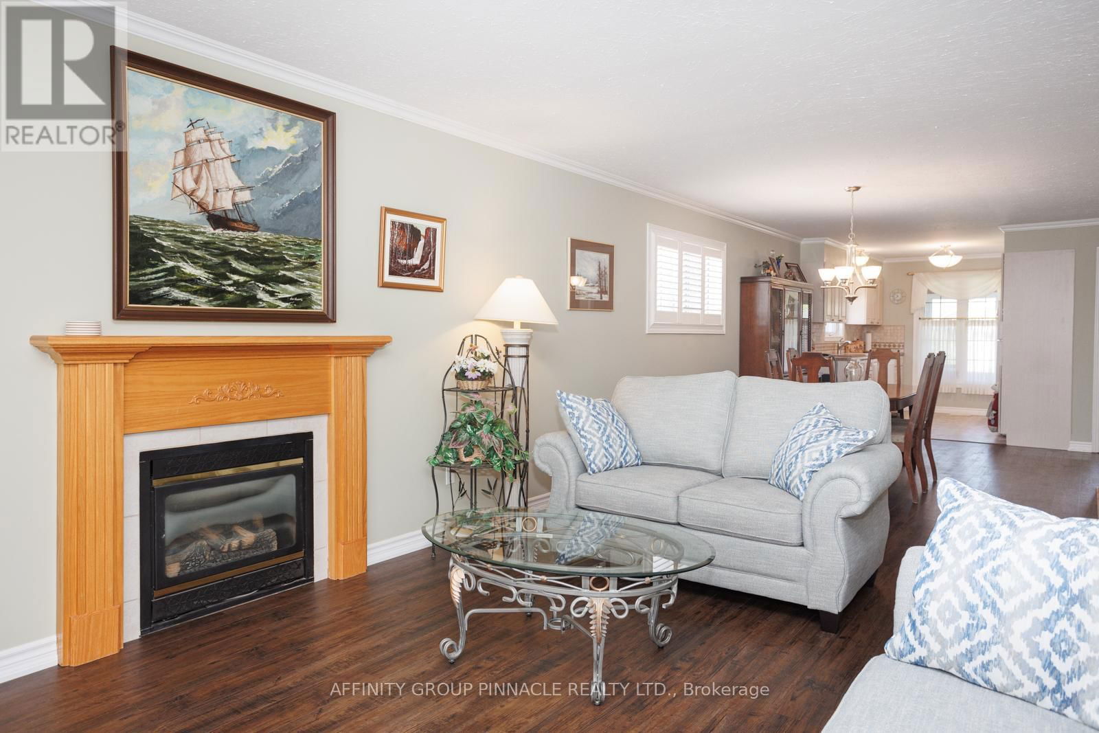 5 SUSAN COURT Image 18