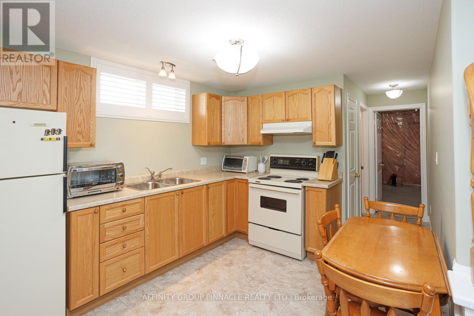 5 SUSAN COURT Image 27