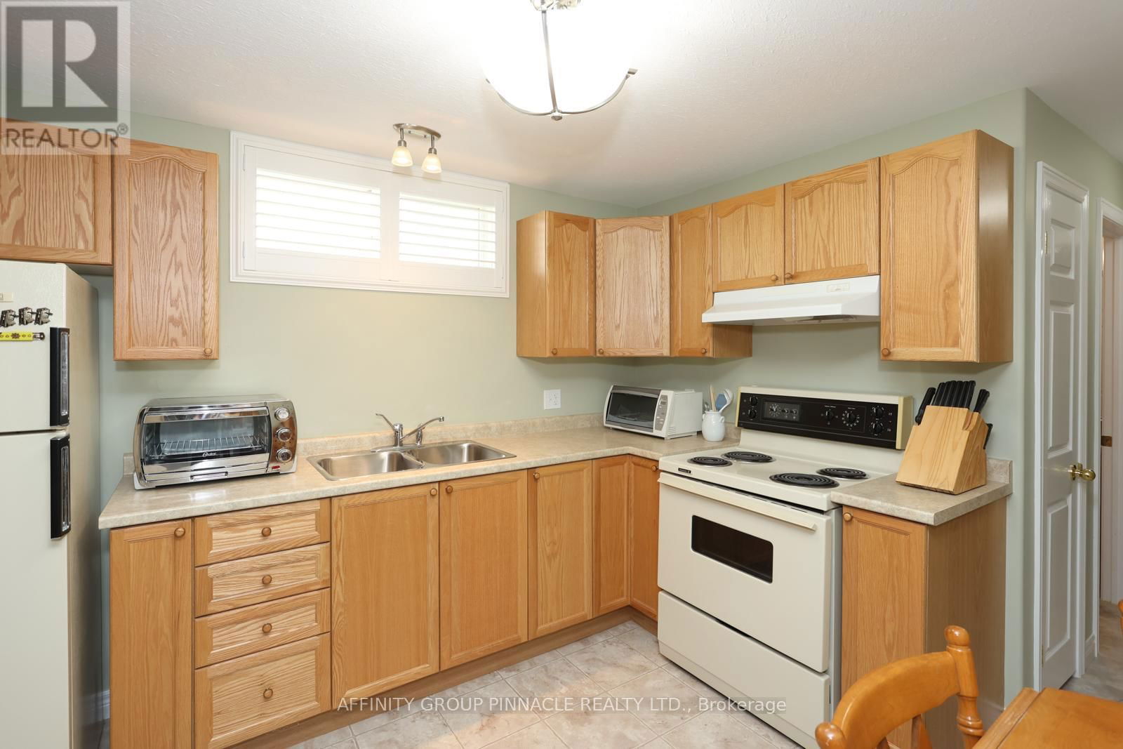 5 SUSAN COURT Image 28