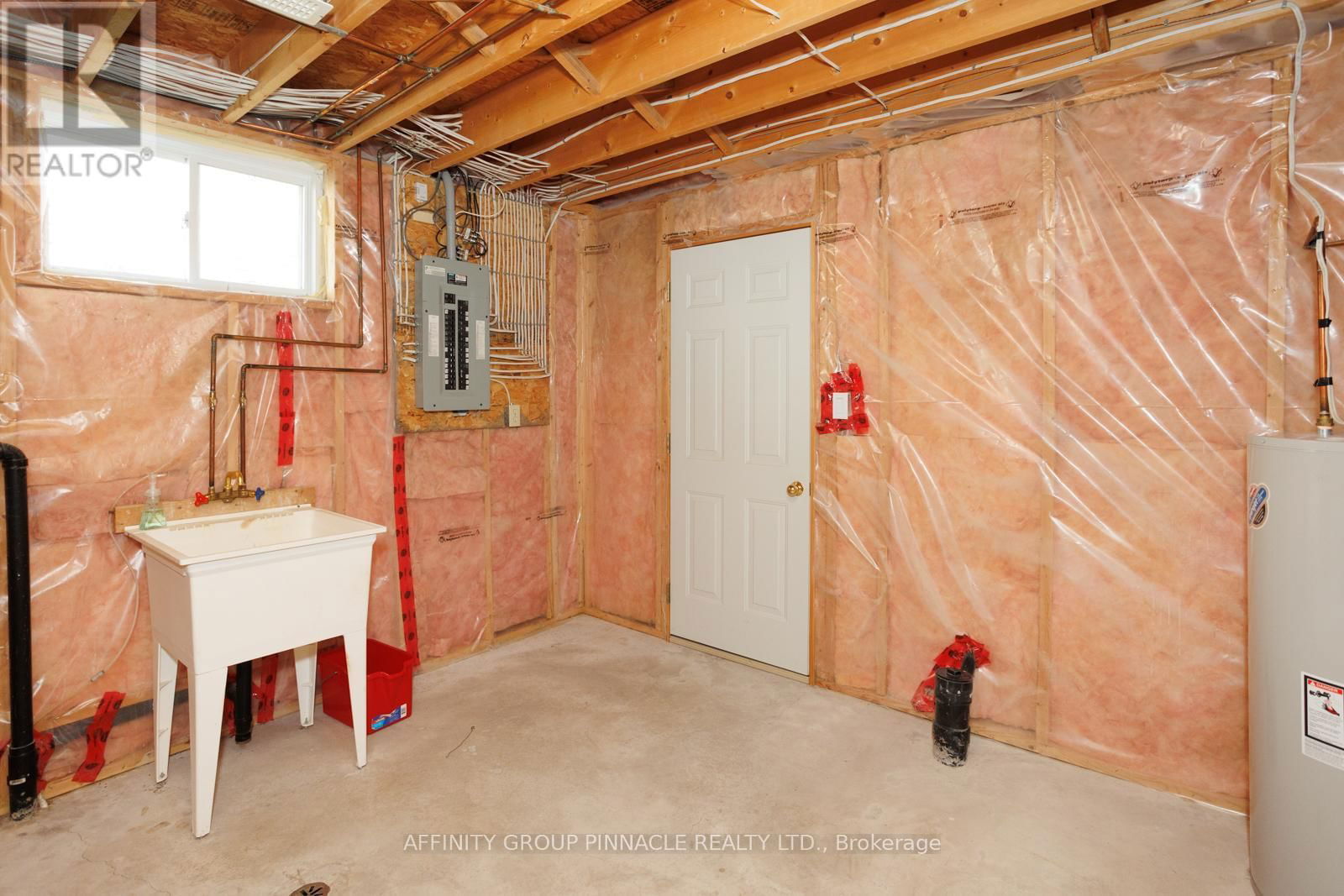 5 SUSAN COURT Image 37