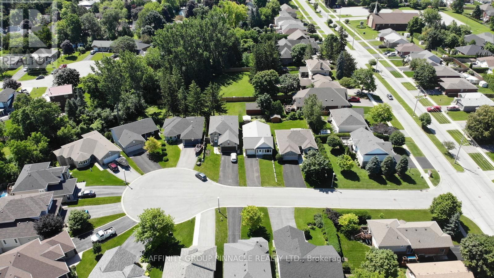 5 SUSAN COURT Image 6