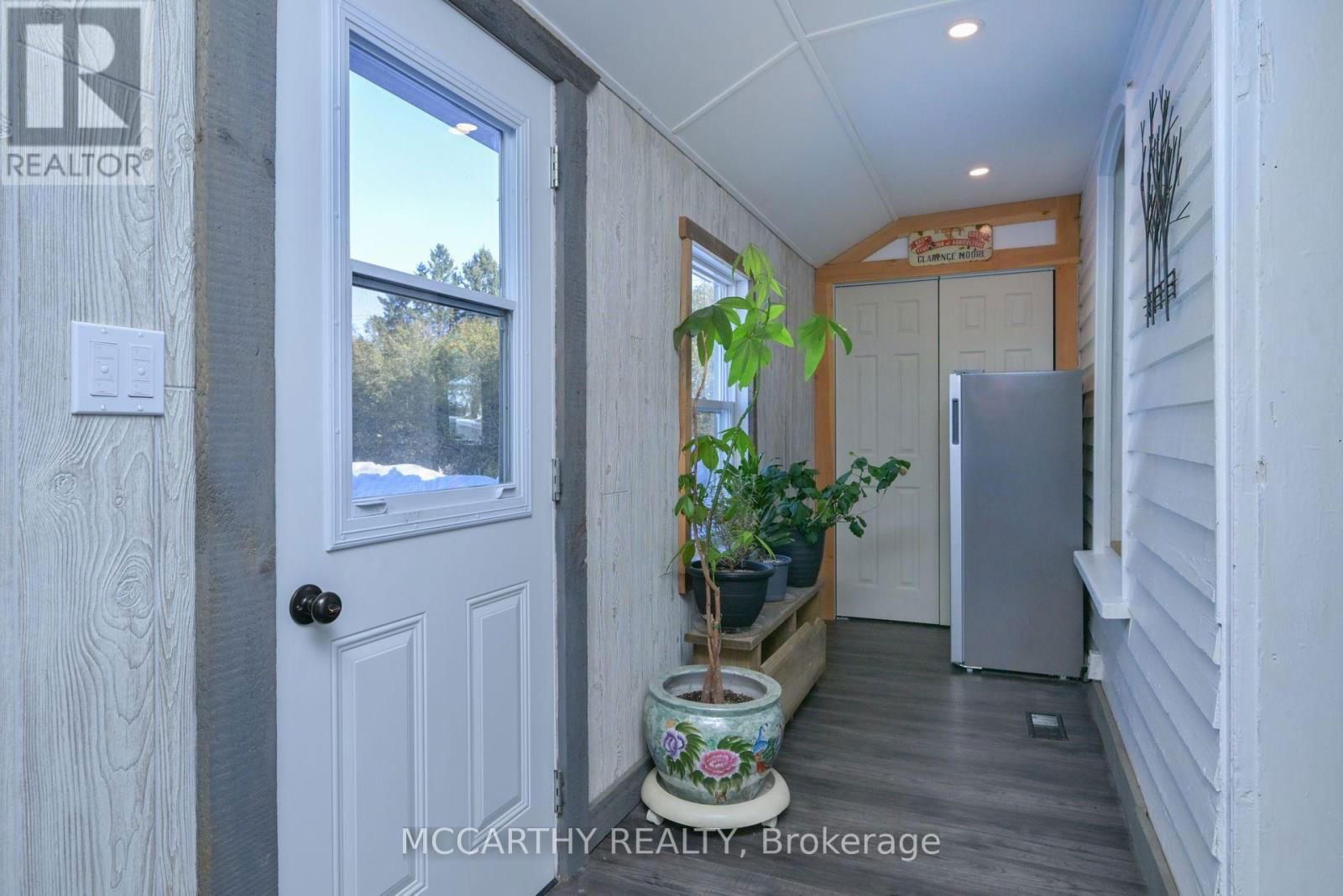 681141 260 SIDEROAD Image 11