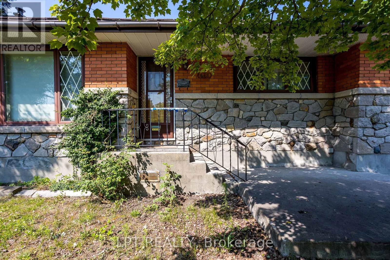 648 PARKVIEW ROAD Image 3