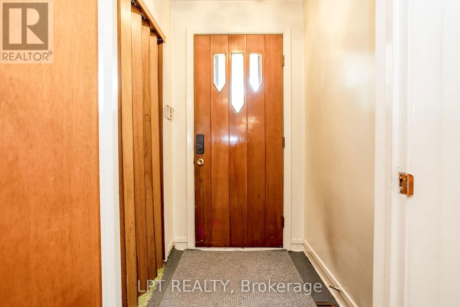 648 PARKVIEW ROAD Image 4