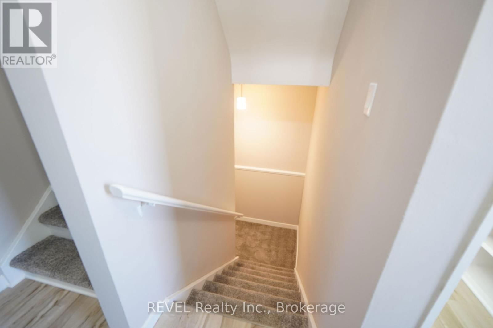 74 - 6453 COLBORNE STREET Image 25