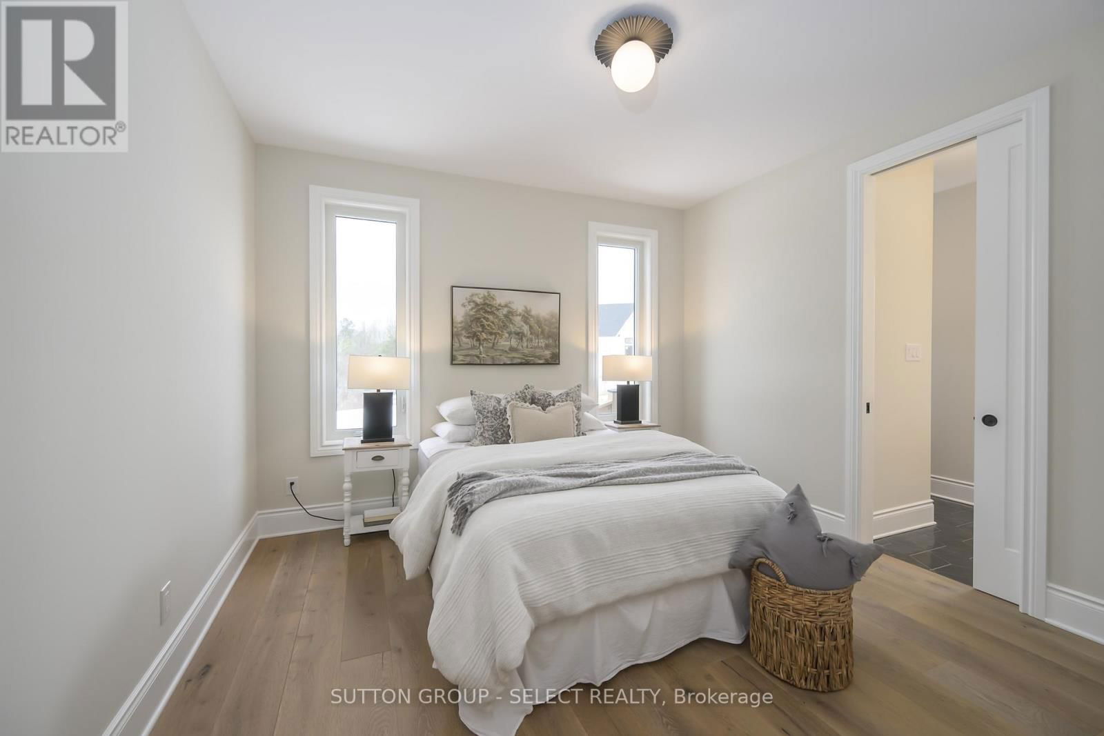 597 CREEKVIEW CHASE Image 31