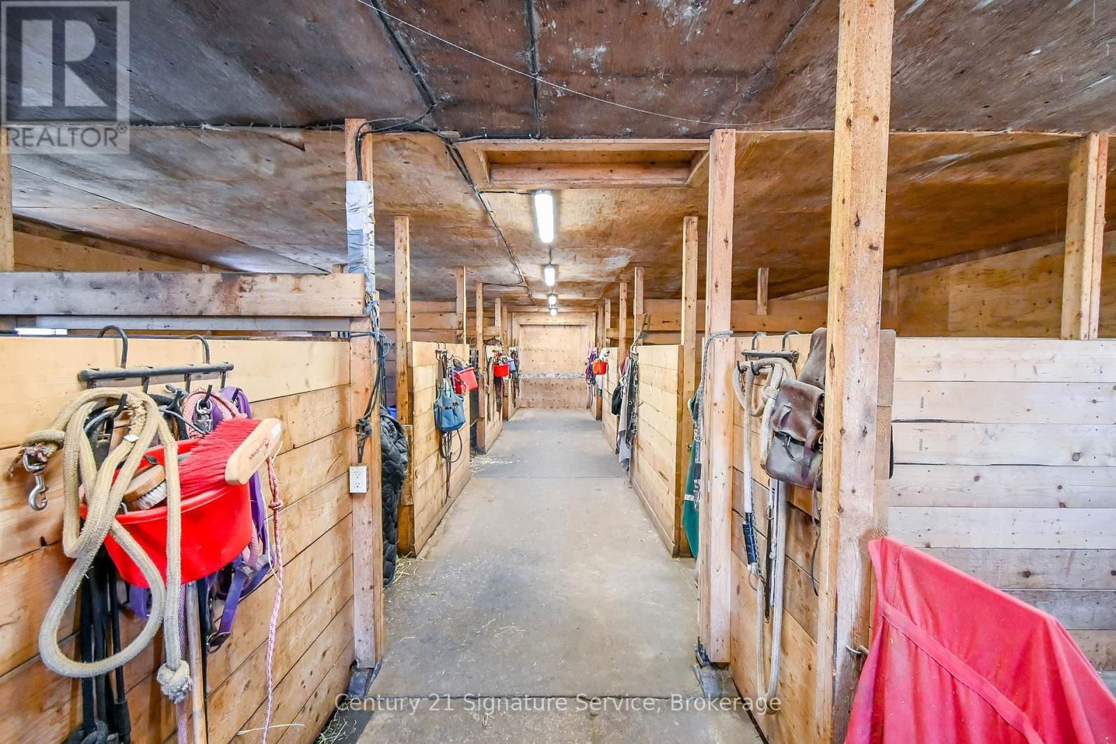 752 EMPIRE ROAD Image 20