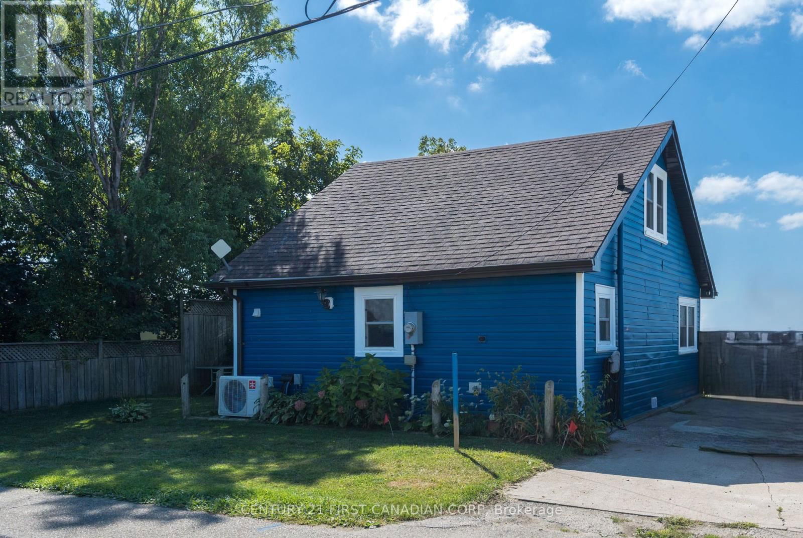18512 ERIE SHORE DRIVE SOUTH Image 14