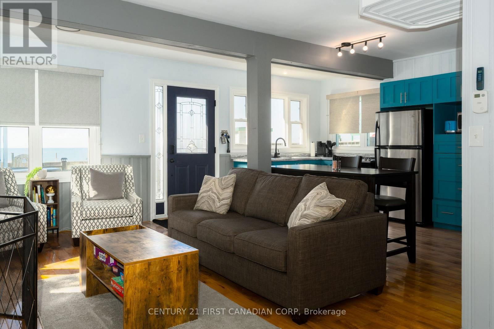 18512 ERIE SHORE DRIVE SOUTH Image 6