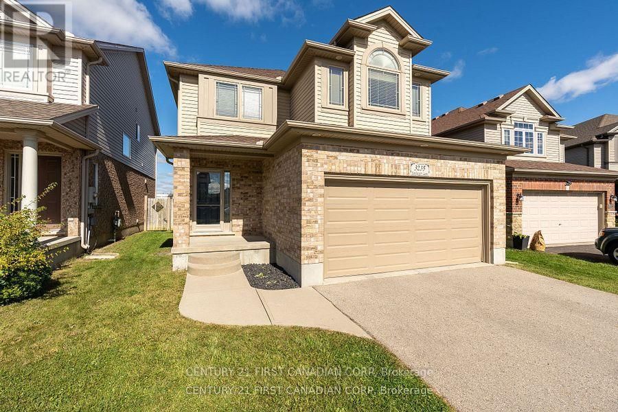 3235 EMILYCARR LANE Image 1