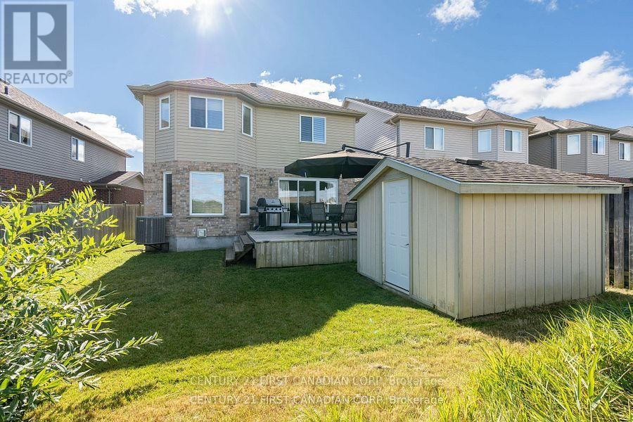 3235 EMILYCARR LANE Image 44
