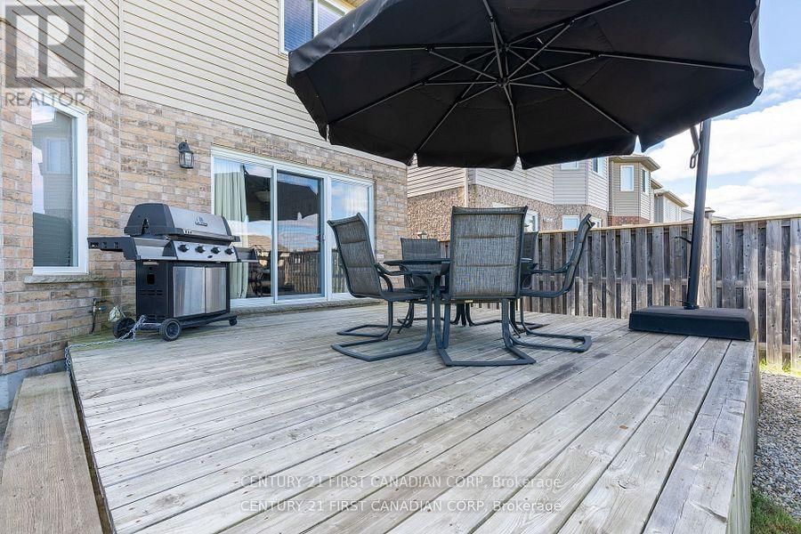 3235 EMILYCARR LANE Image 45