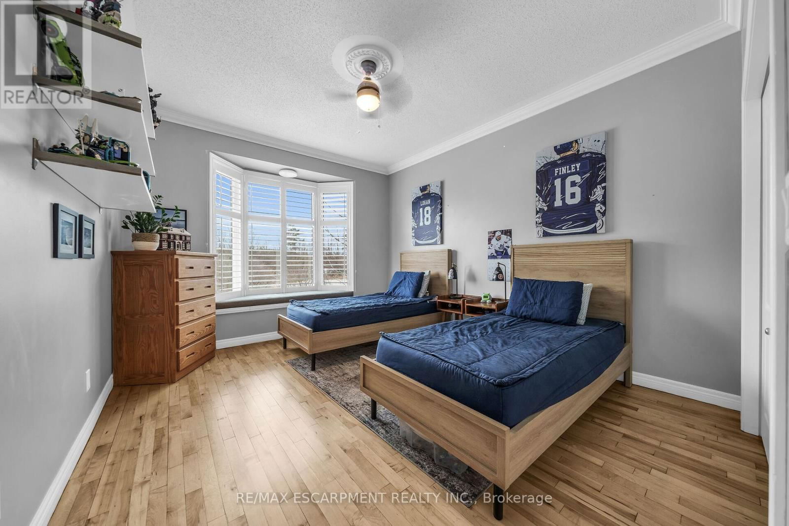 92 CELTIC DRIVE Image 15