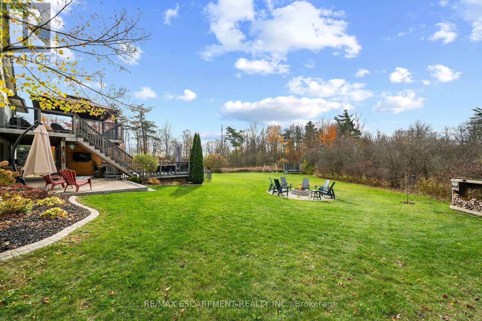92 CELTIC DRIVE Image 33
