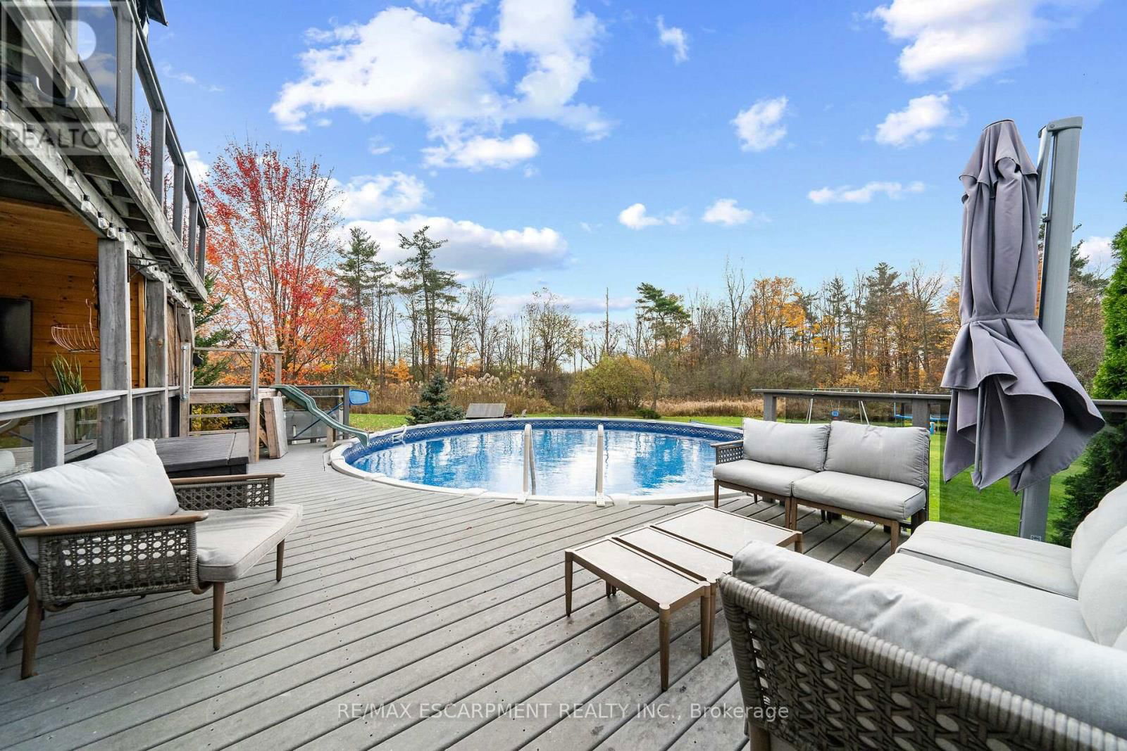 92 CELTIC DRIVE Image 37