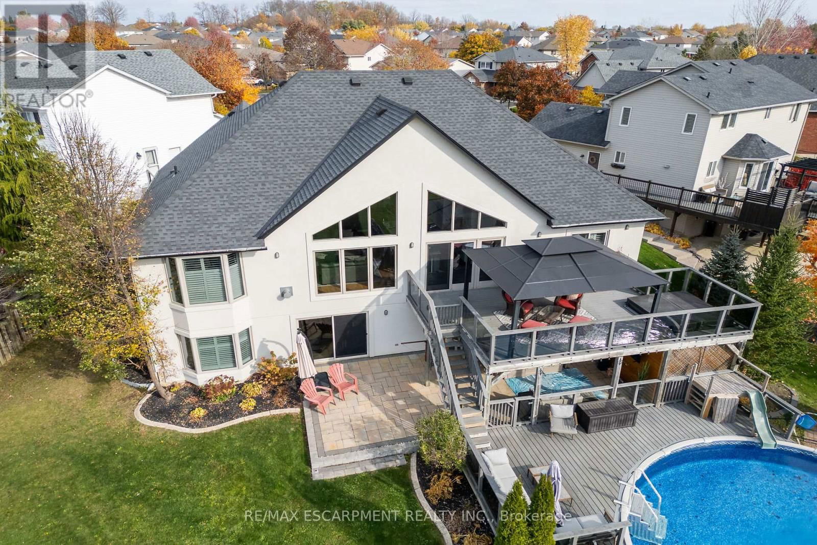 92 CELTIC DRIVE Image 43