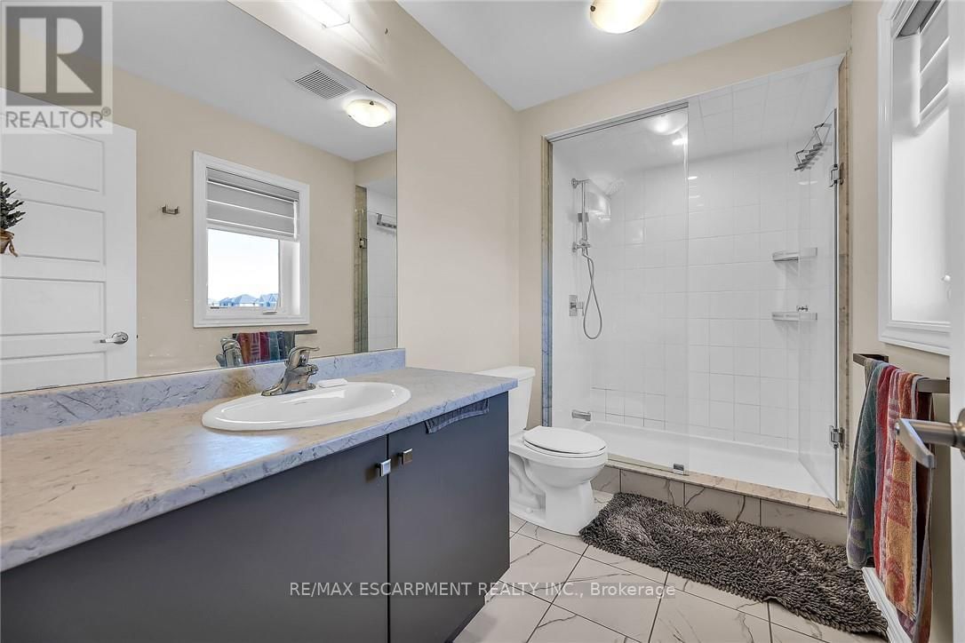 14 OAKTREE DRIVE Image 23