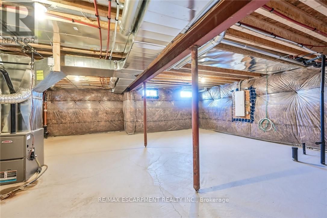 14 OAKTREE DRIVE Image 34