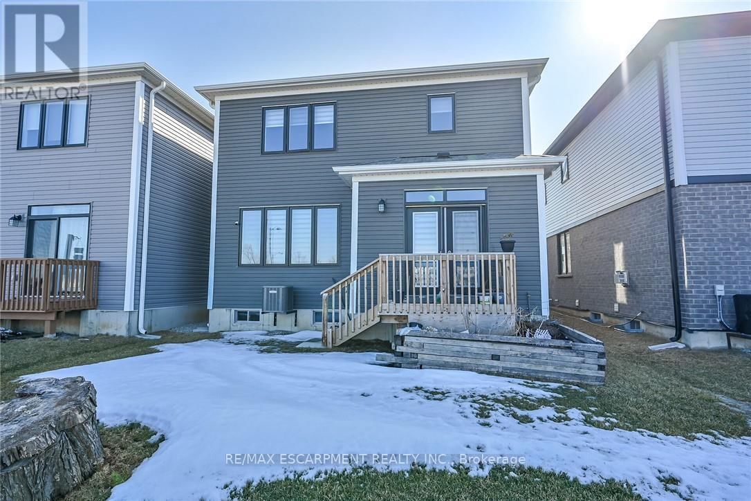 14 OAKTREE DRIVE Image 38
