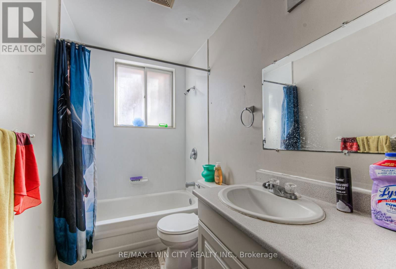 486 HIGHLAND ROAD EAST Image 30