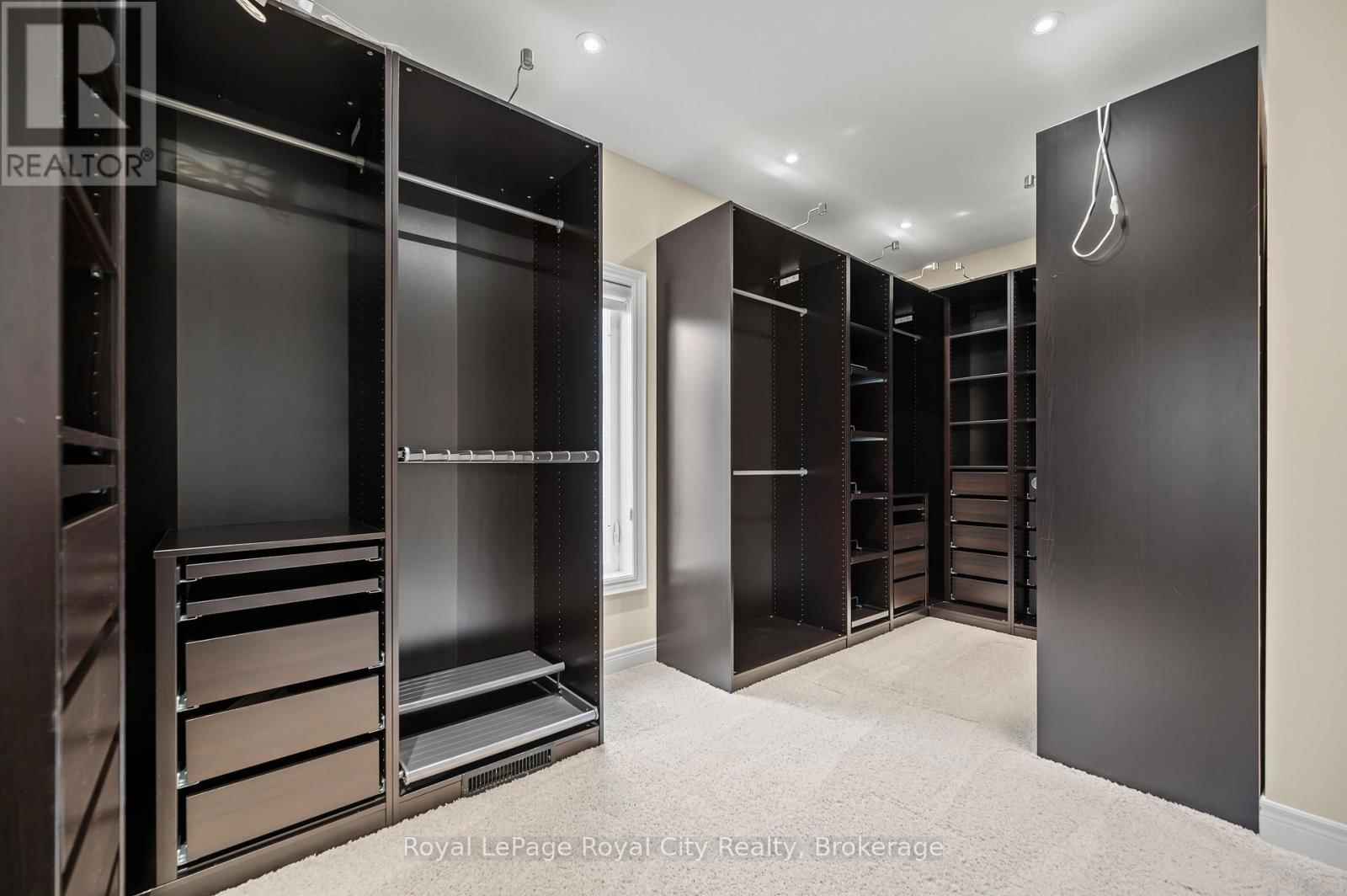 84 MCCANN STREET Image 24