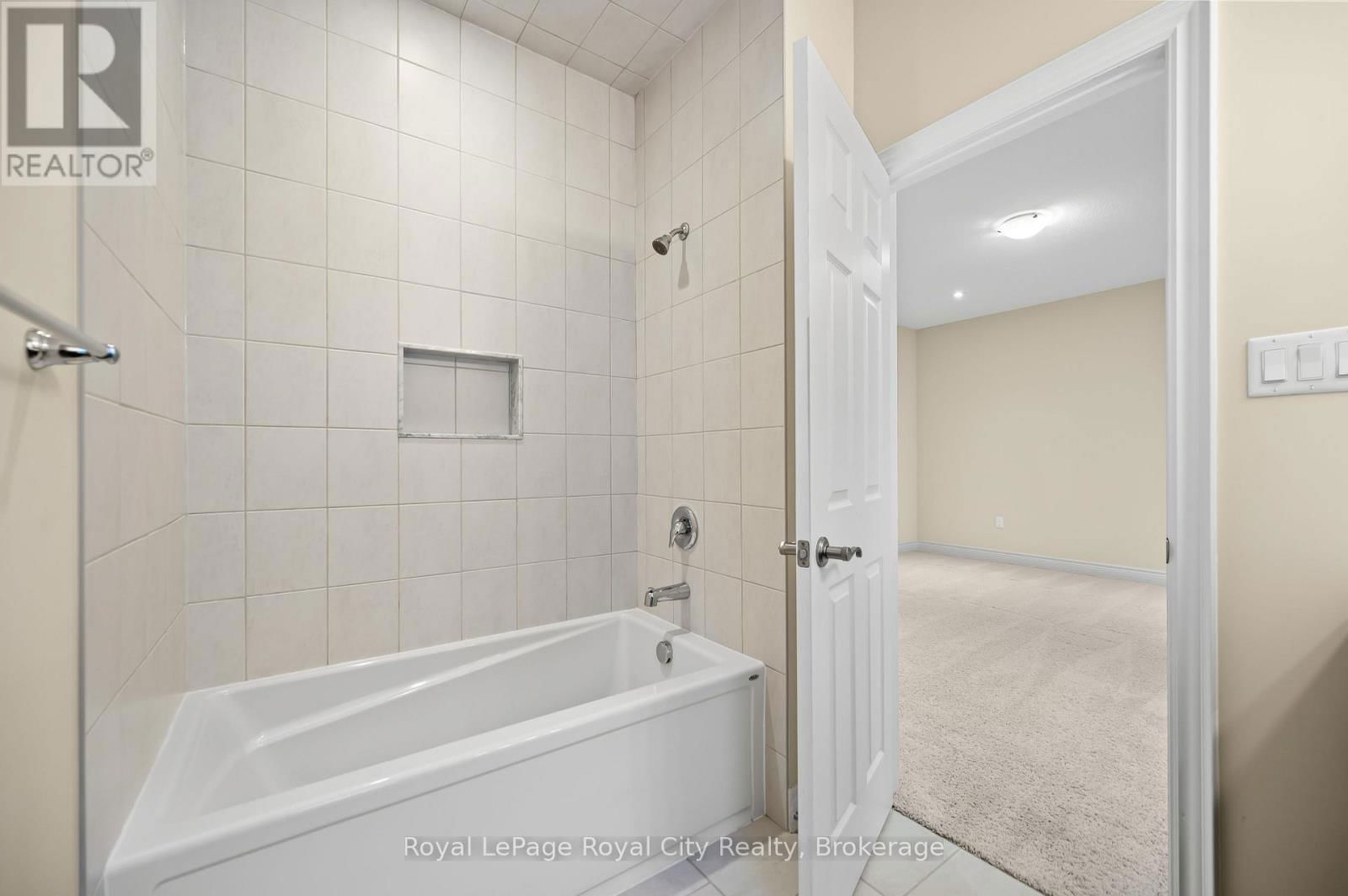 84 MCCANN STREET Image 28