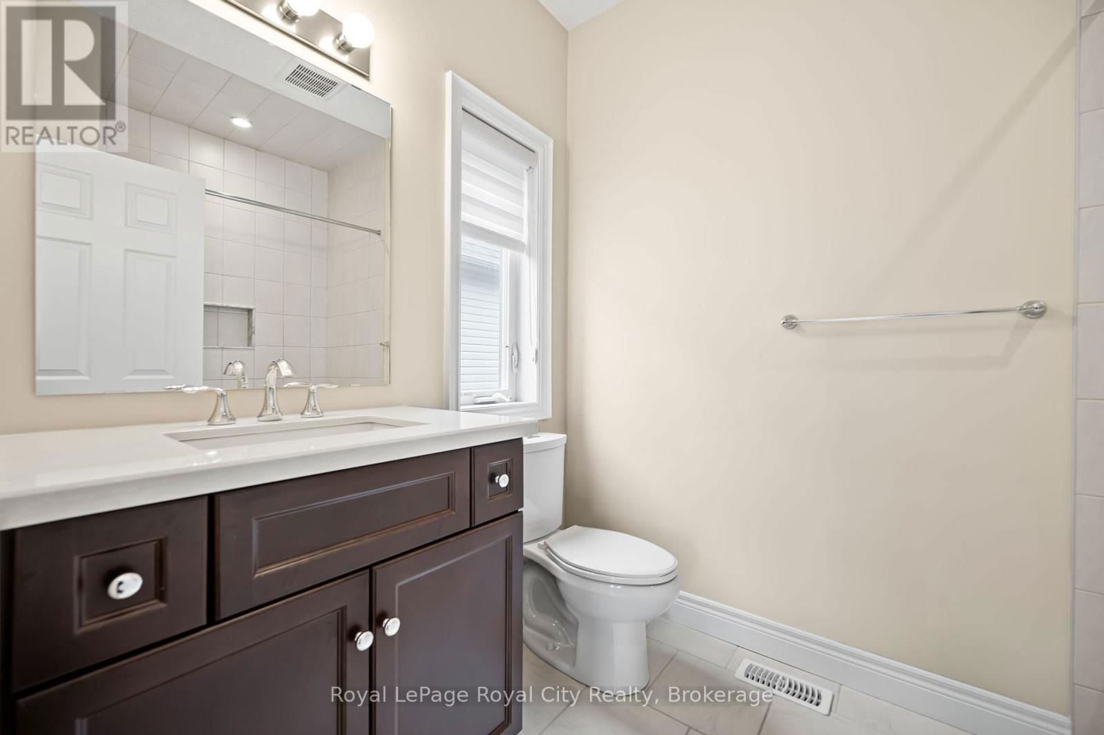 84 MCCANN STREET Image 30
