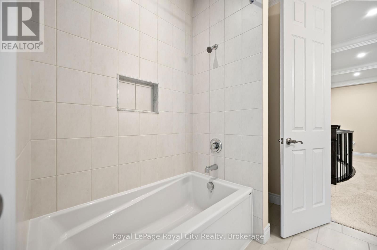 84 MCCANN STREET Image 34