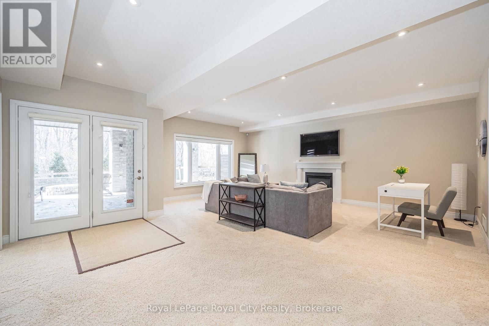 84 MCCANN STREET Image 37