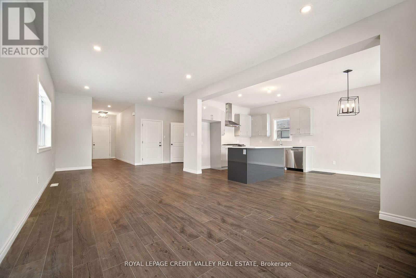 198 MIDDLETON AVENUE Image 10