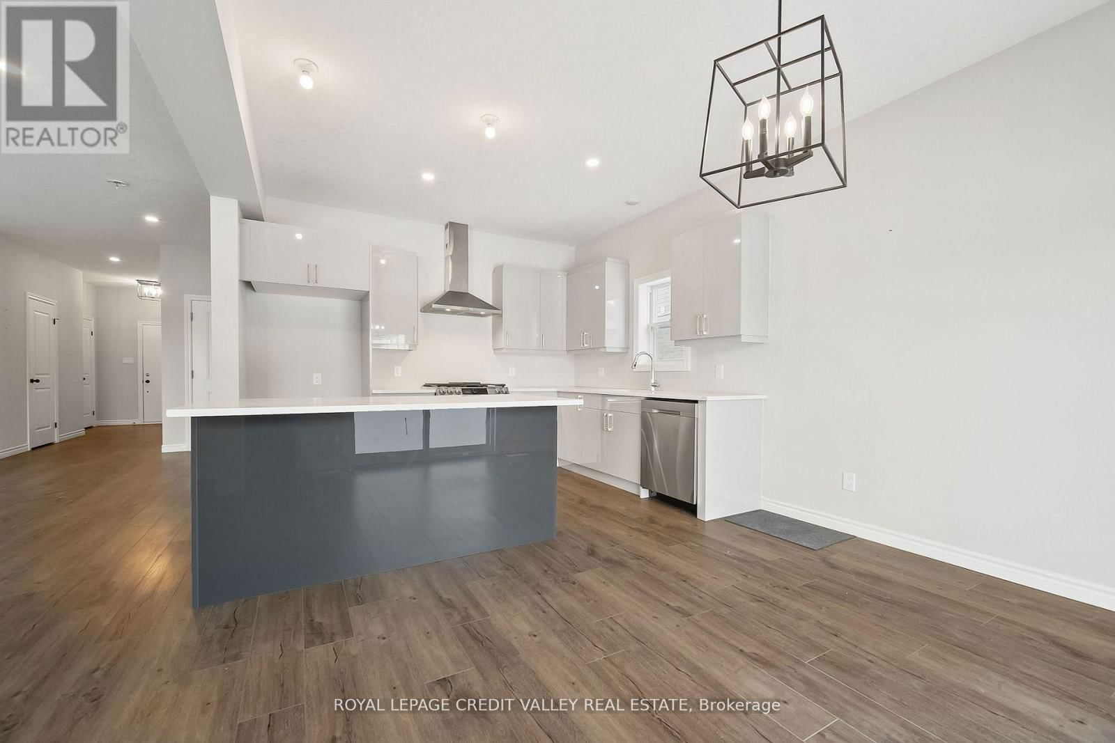 198 MIDDLETON AVENUE Image 11