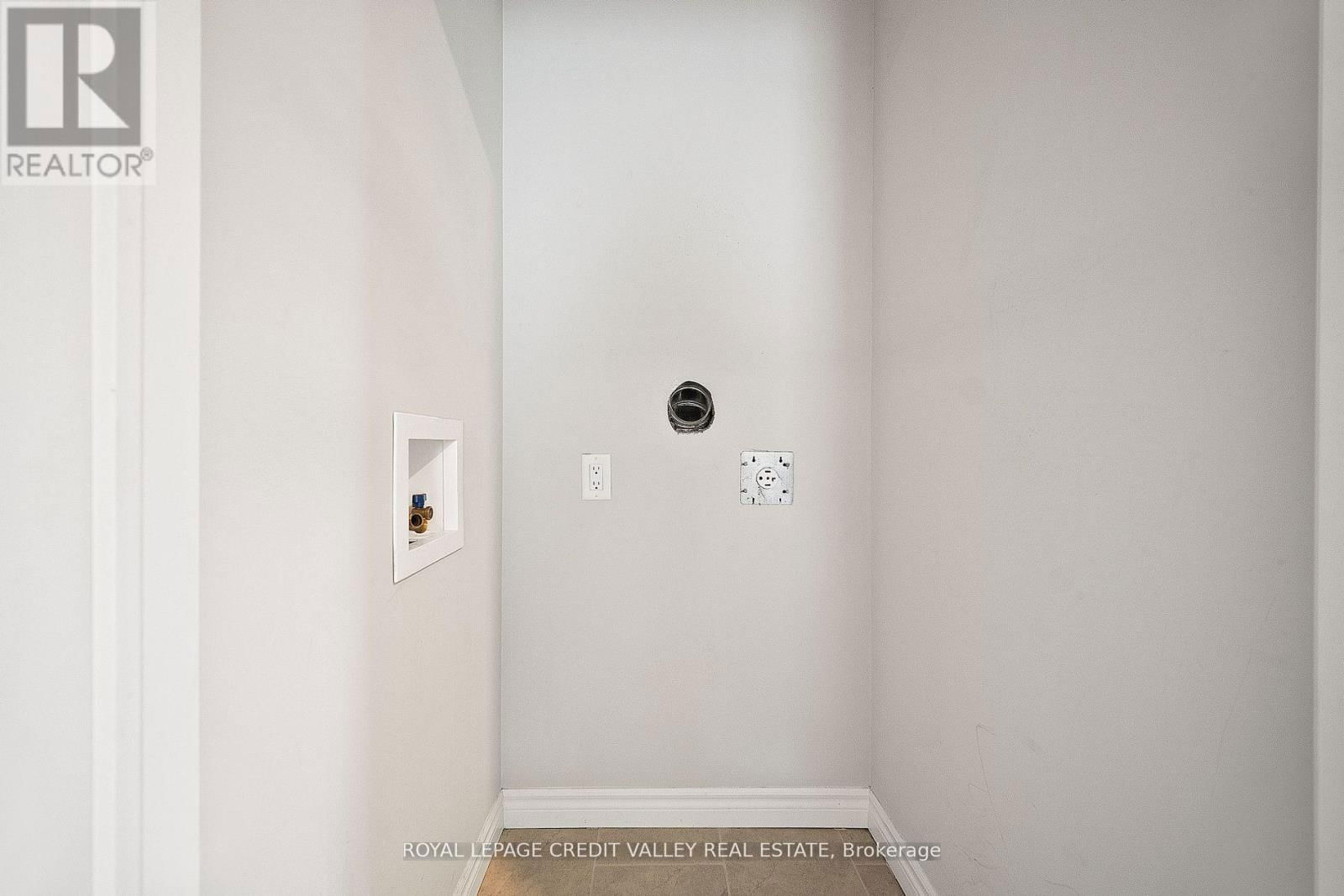 198 MIDDLETON AVENUE Image 35