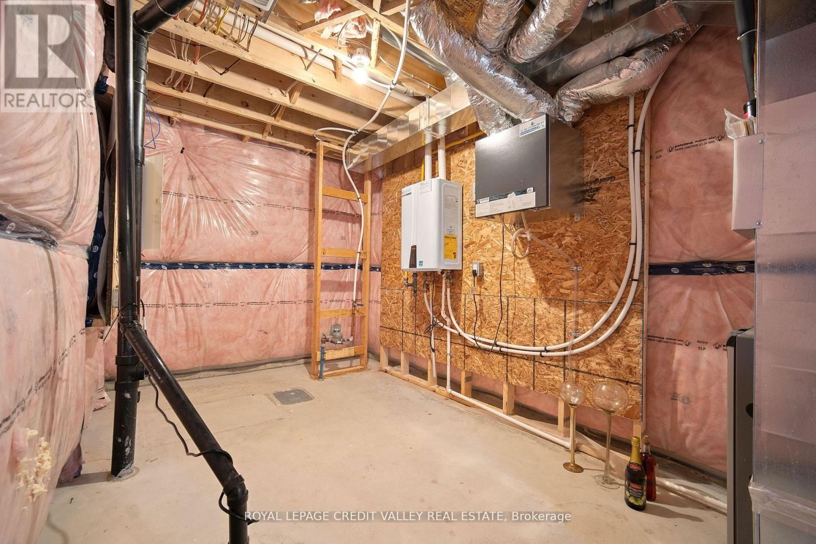 198 MIDDLETON AVENUE Image 39