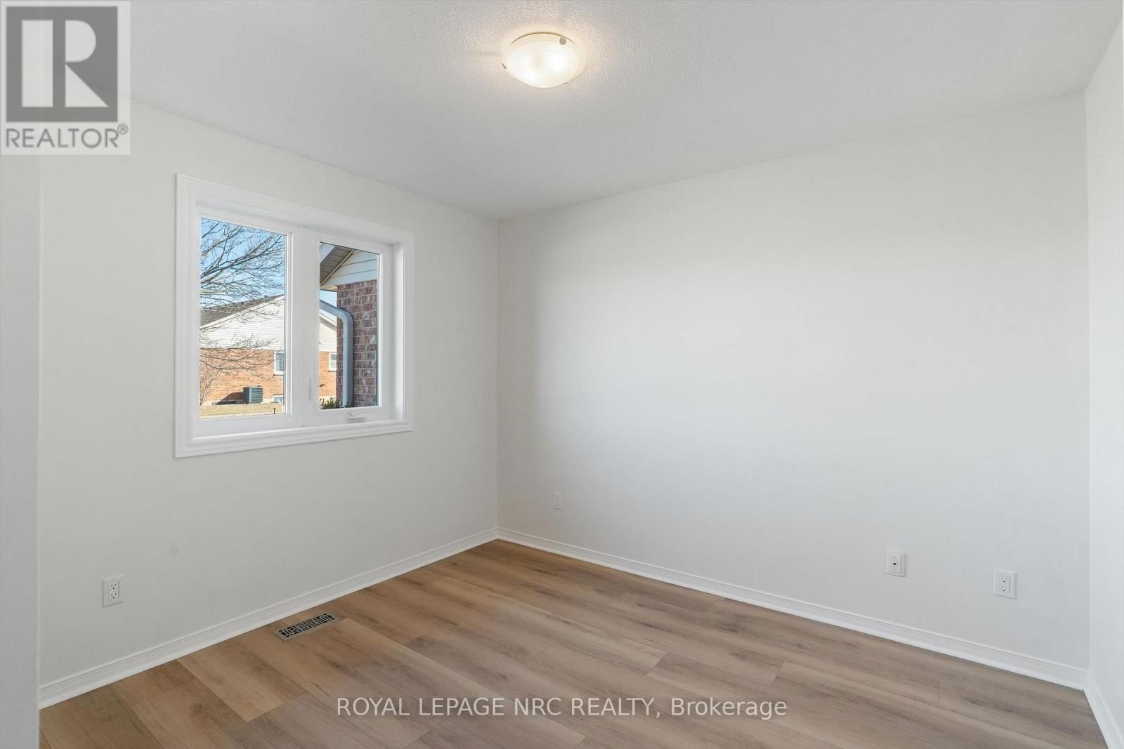 92 - 122 BUNTING ROAD Image 23