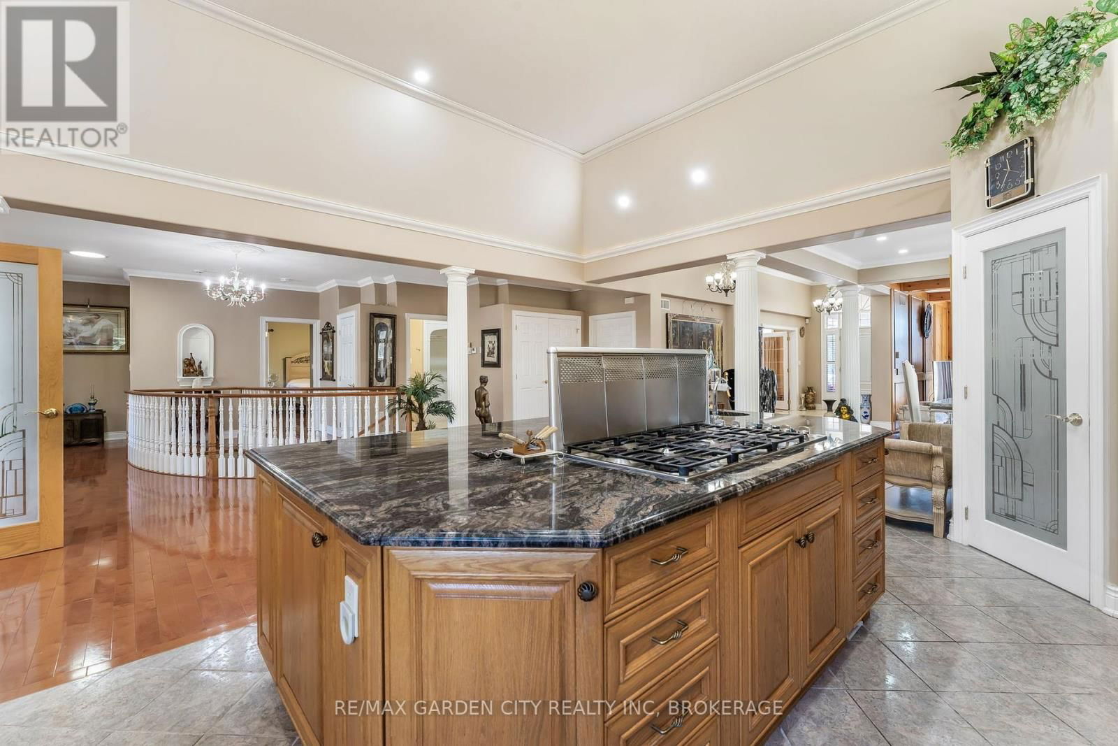 1031 PELHAM ROAD Image 11