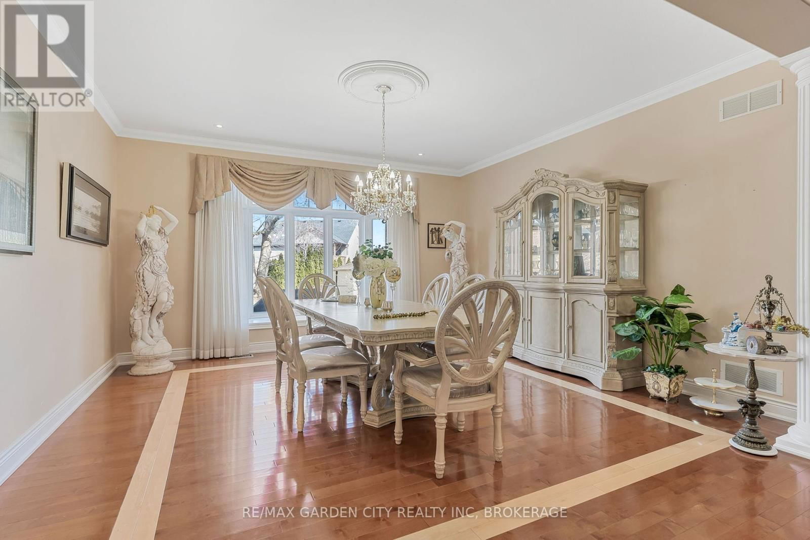 1031 PELHAM ROAD Image 16