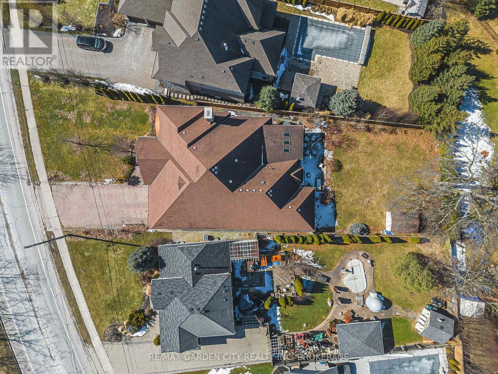1031 PELHAM ROAD Image 43
