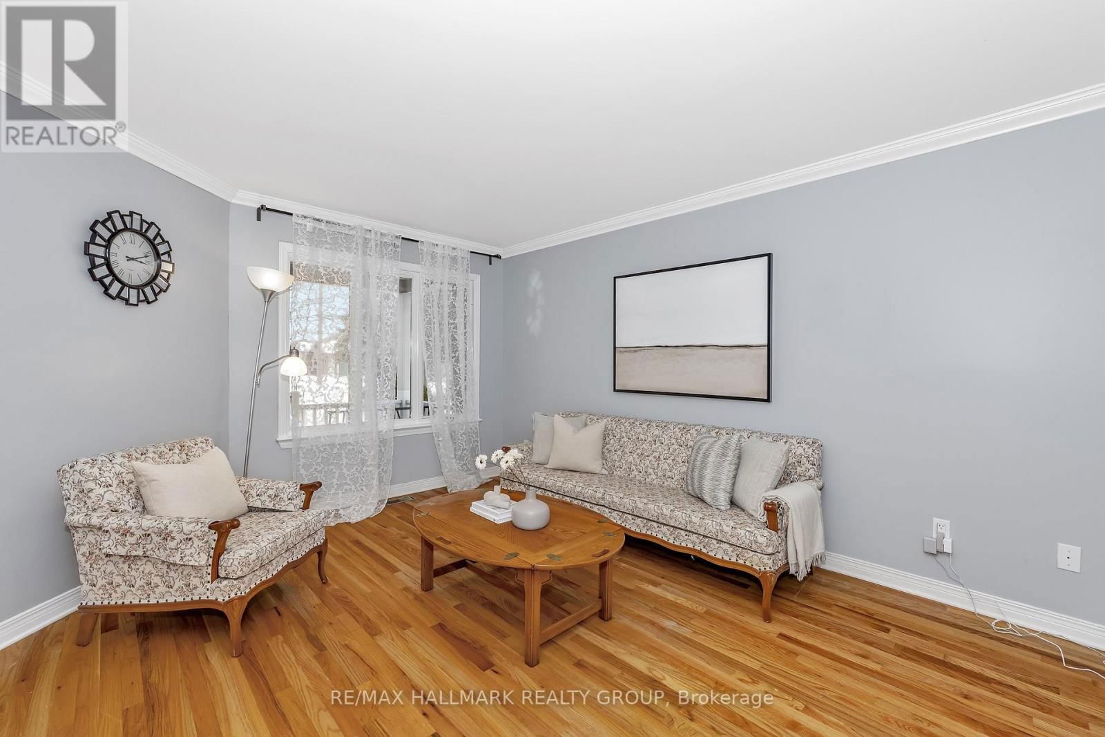 63 NEWBOROUGH CRESCENT Image 2